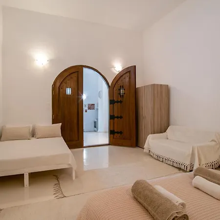 Maggano Paros 2 *