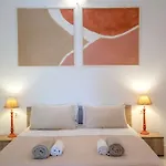 Apartament Maggano Paros 2 *