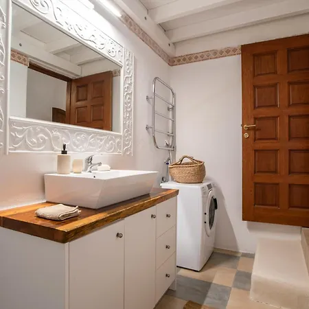 Appartement Maggano Paros 2 *